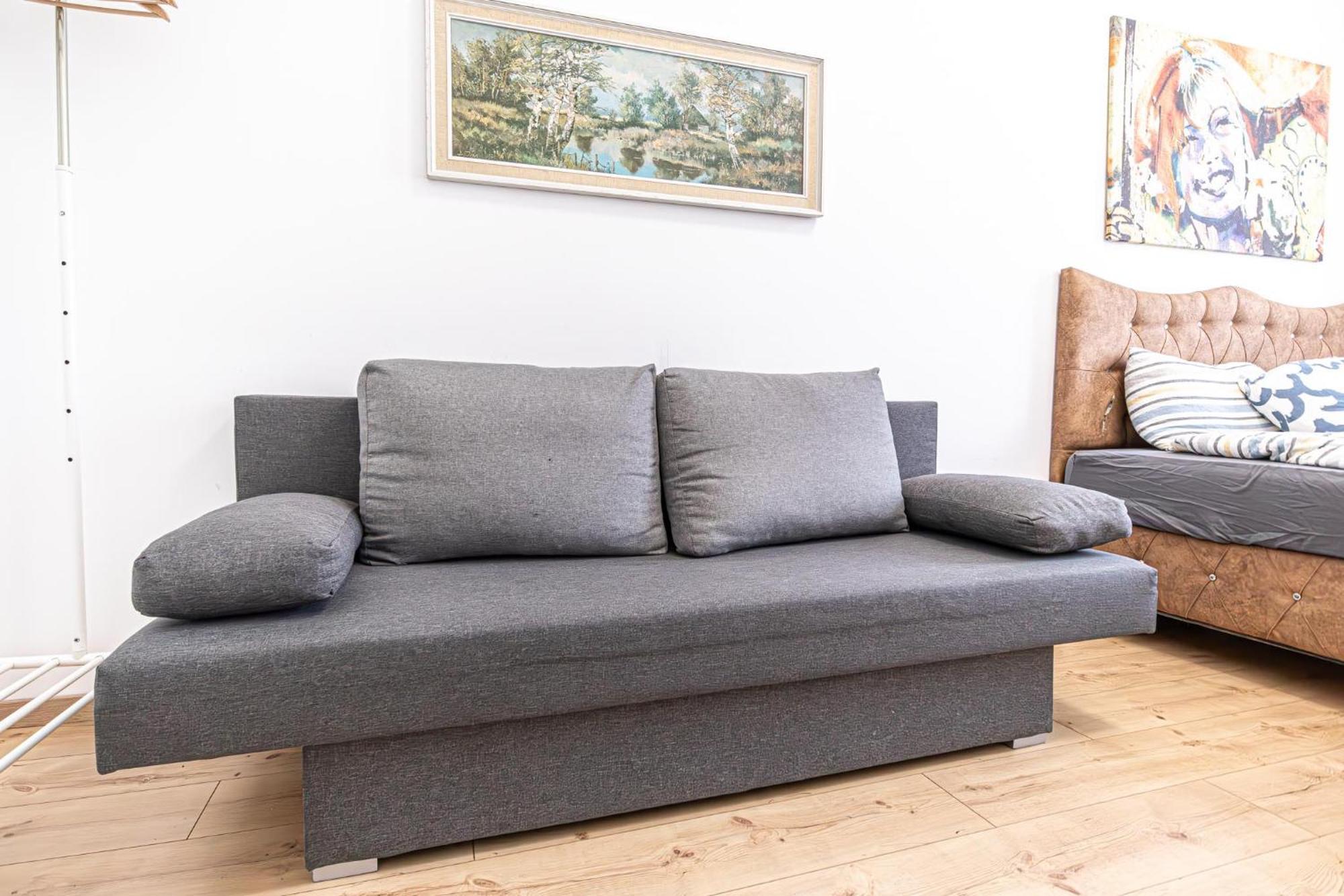 6 Min To Amusement Park - Economy Rooms In Shared Apartment Вена Экстерьер фото