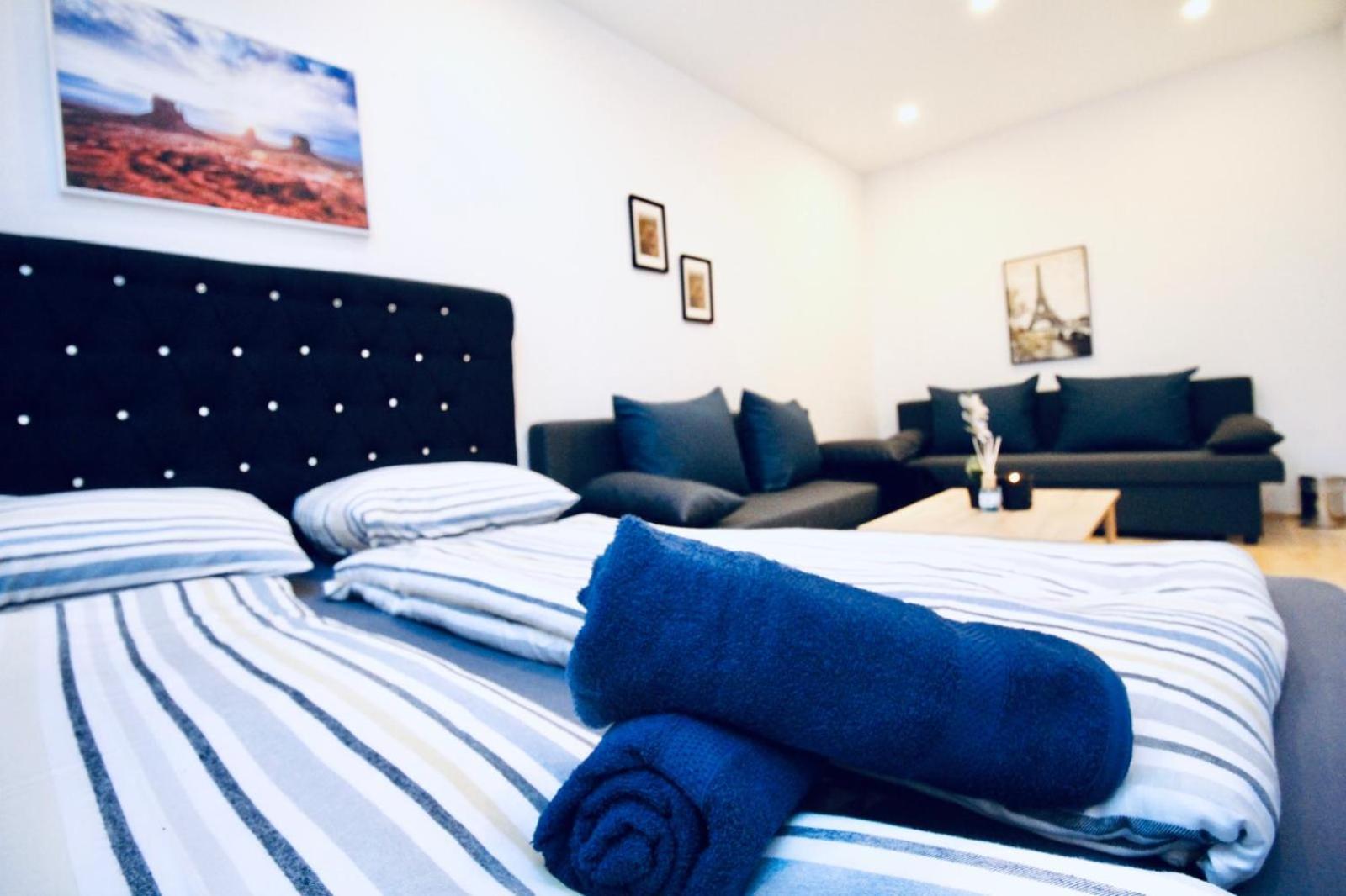 6 Min To Amusement Park - Economy Rooms In Shared Apartment Вена Экстерьер фото